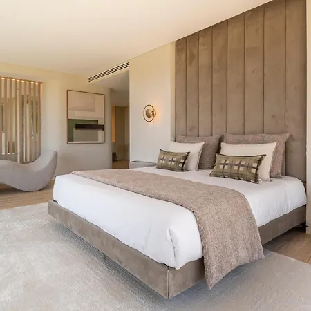 Peralta - Award Winning Exquisite Dream With Infinity Pool *