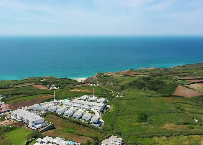 Peralta - Award Winning Exquisite Dream With Infinity Pool *