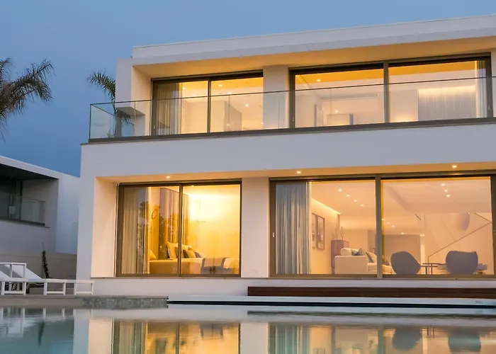 Peralta - Award Winning Exquisite Dream With Infinity Pool לוריניה