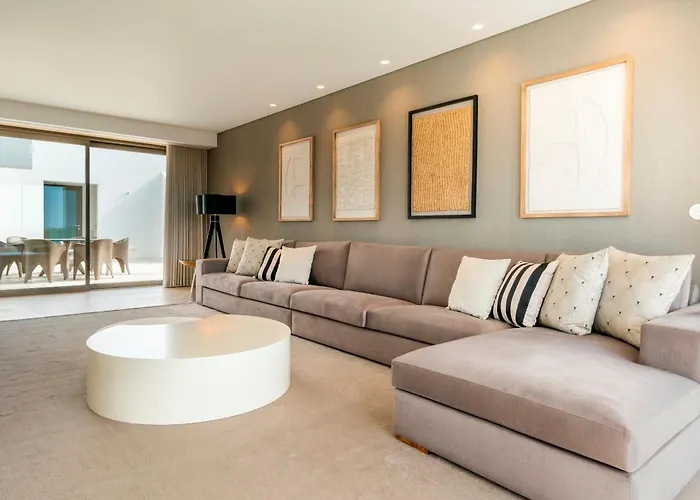 Peralta - Award Winning Exquisite Dream With Infinity Pool וילה לוריניה